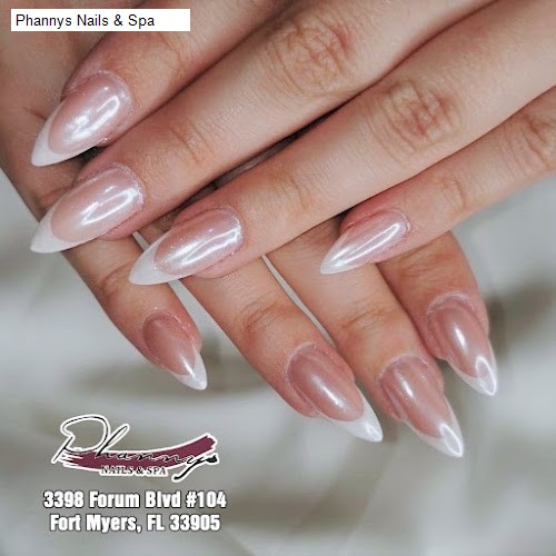 Phannys Nails & Spa