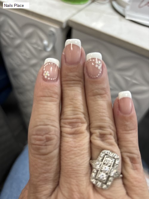 Nails Place