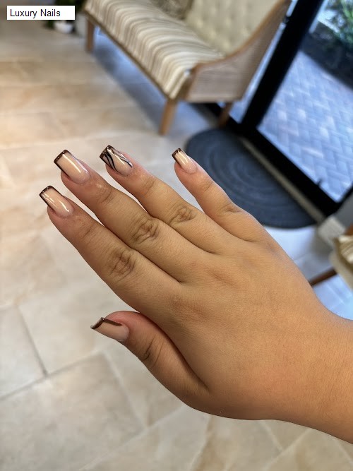 Luxury Nails