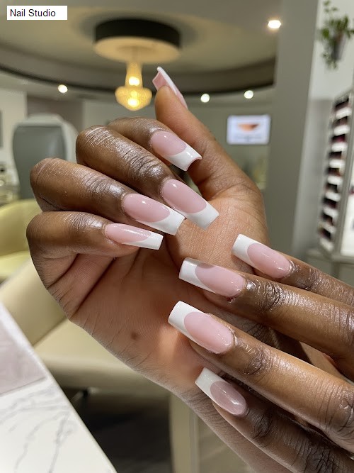 Nail Studio