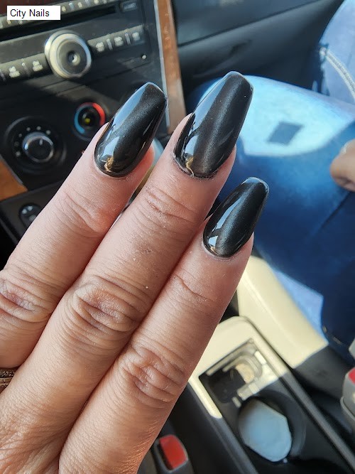 City Nails