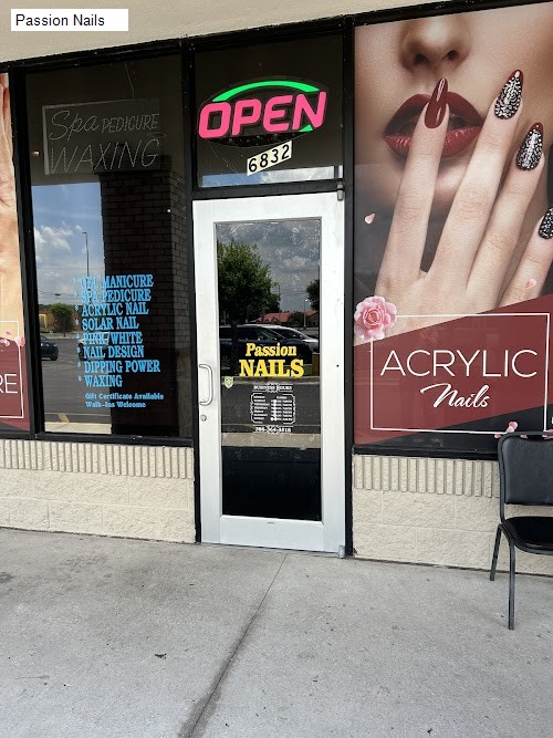 Passion Nails